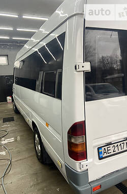 Мікроавтобус Mercedes-Benz Sprinter 2000 в 