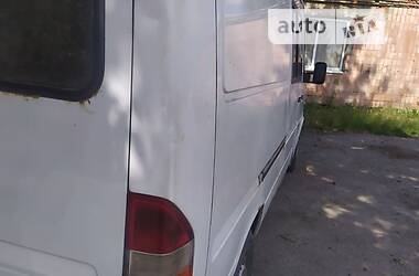 Грузовой фургон Mercedes-Benz Sprinter 2001 в Луцке