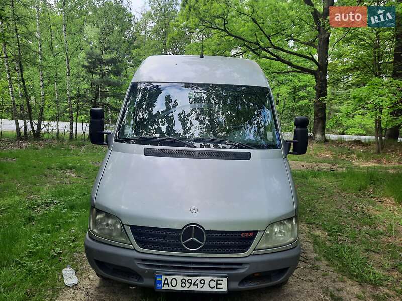 Мікроавтобус Mercedes-Benz Sprinter 2005 в Ужгороді