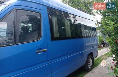 Микроавтобус Mercedes-Benz Sprinter 2005 в 