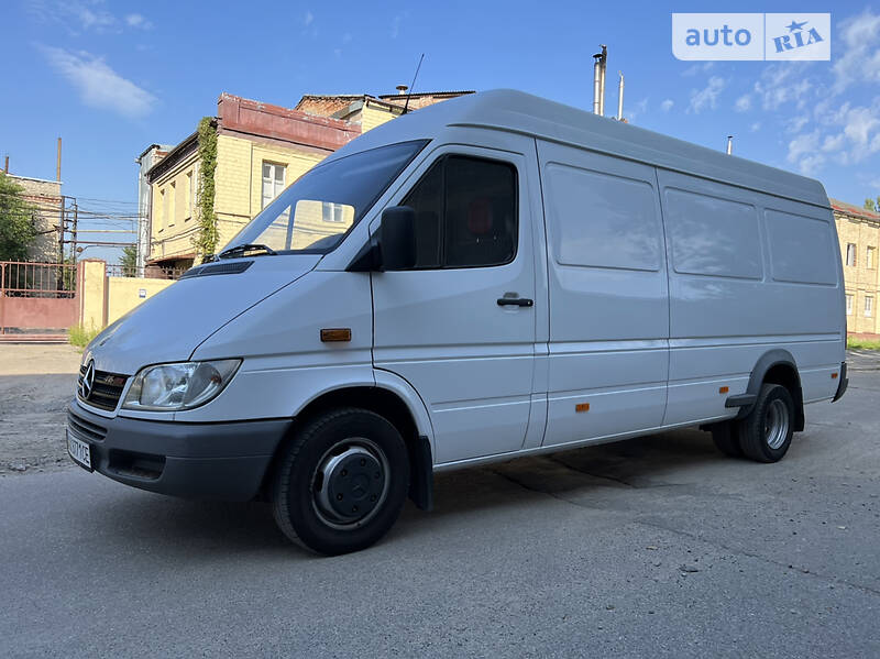 Грузовой фургон Mercedes-Benz Sprinter 2008 в 
