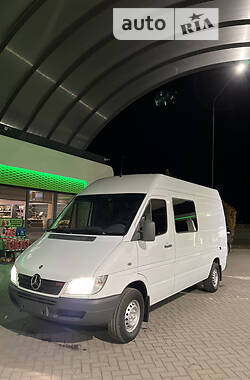 Грузовой фургон Mercedes-Benz Sprinter 2004 в Виноградове