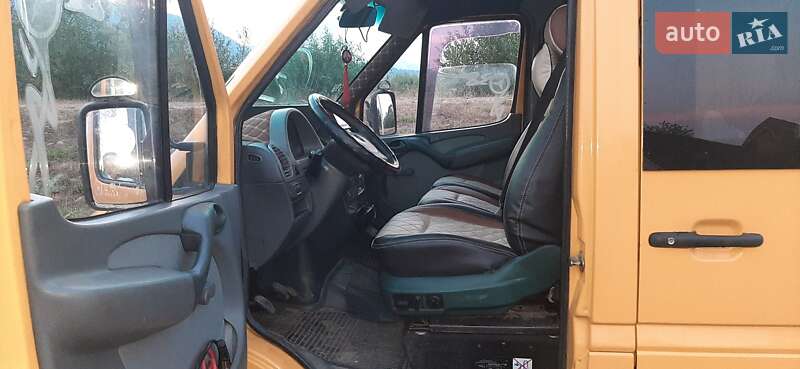 Микроавтобус Mercedes-Benz Sprinter 2004 в Хусте