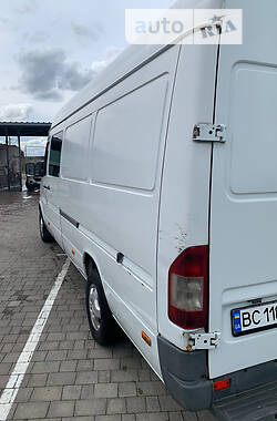 Грузовой фургон Mercedes-Benz Sprinter 2004 в Мостиске