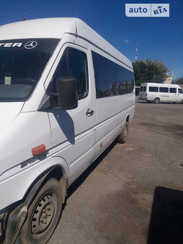 AUTO.RIA 312 2000 4000