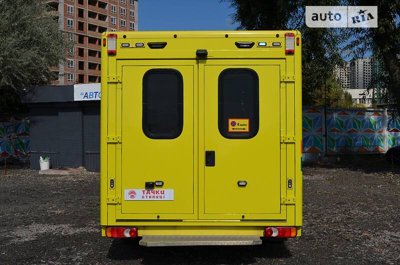 Автомобіль швидкої допомоги Mercedes-Benz Sprinter 2016 в Києві