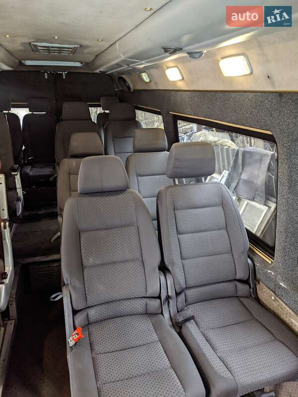 Микроавтобус Mercedes-Benz Sprinter 2001 в Ахтырке