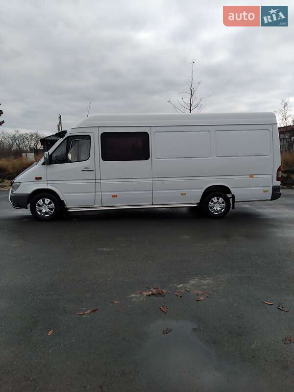 Mercedes-Benz Sprinter 2003