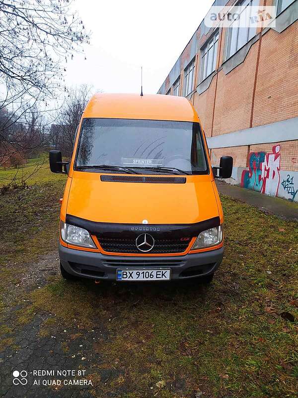 Вантажний фургон Mercedes-Benz Sprinter 2005 в Хмельницькому