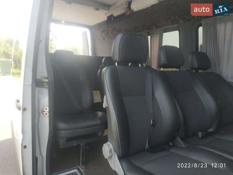 Микроавтобус Mercedes-Benz Sprinter 2006 в Звенигородке