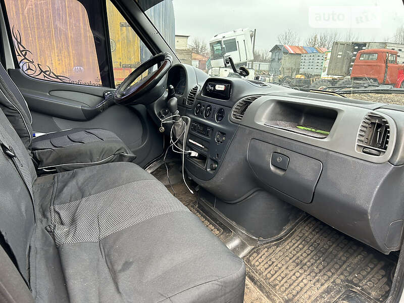 Грузовой фургон Mercedes-Benz Sprinter 2000 в Одессе