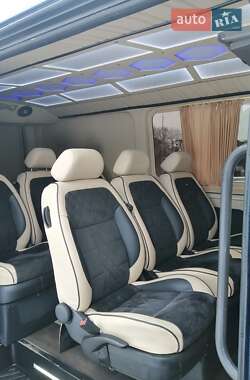 Микроавтобус Mercedes-Benz Sprinter 2010 в 