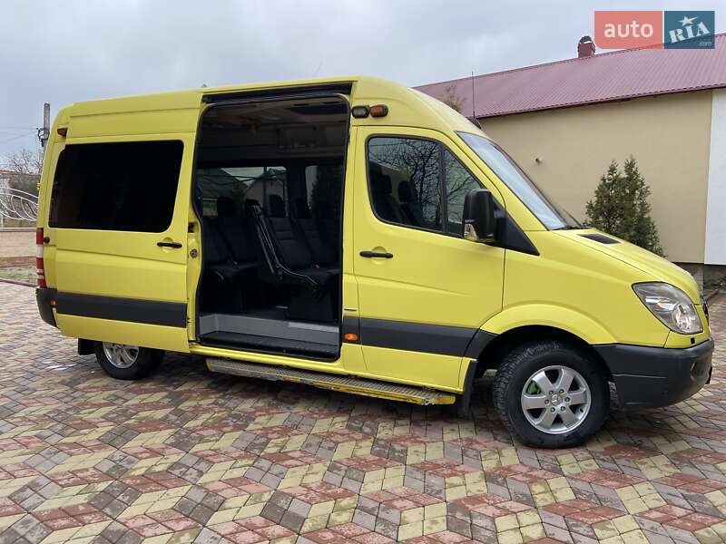 Микроавтобус Mercedes-Benz Sprinter 2011 в 