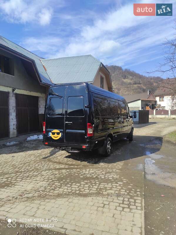 Мікроавтобус Mercedes-Benz Sprinter 2004 в Тячеві