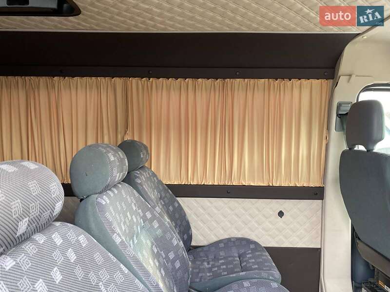 Мікроавтобус Mercedes-Benz Sprinter 2006 в Кривому Розі