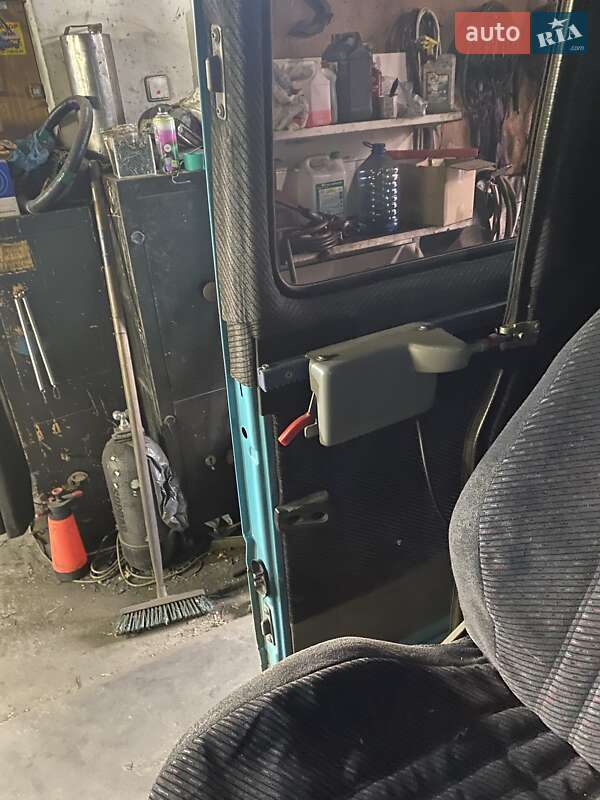 Мікроавтобус Mercedes-Benz Sprinter 1997 в Дніпрі