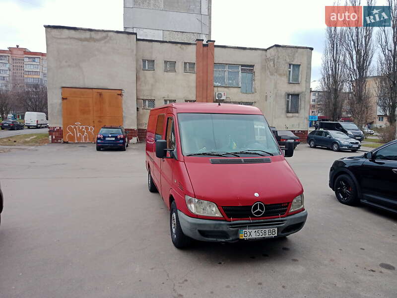 Mercedes-Benz Sprinter 2005