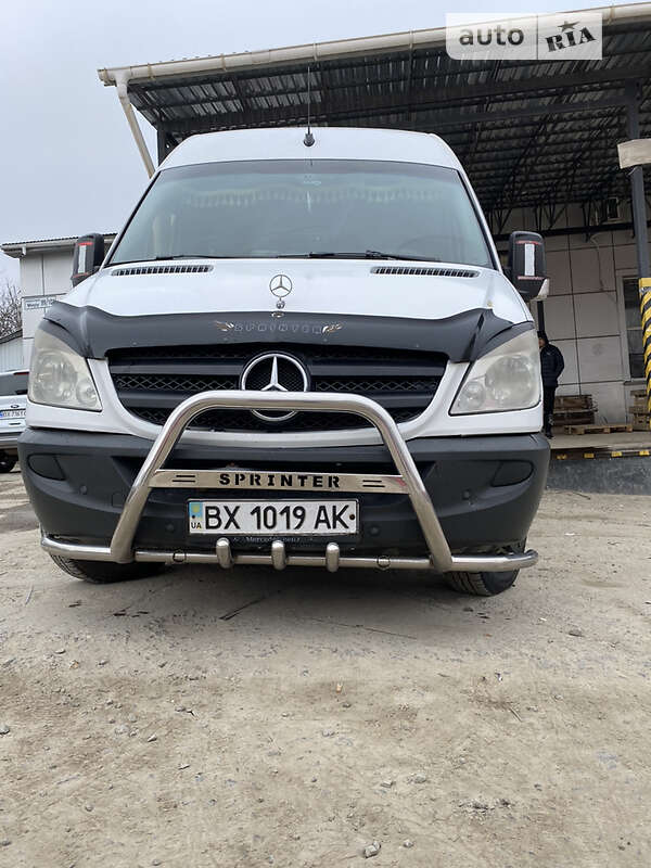 Грузовой фургон Mercedes-Benz Sprinter 2010 в Хмельницком