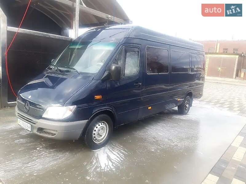 Мікроавтобус Mercedes-Benz Sprinter 2004 в Мукачевому