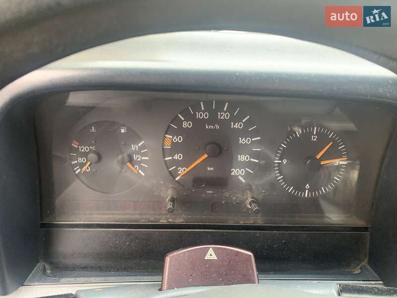 Микроавтобус Mercedes-Benz Sprinter 1998 в Киеве