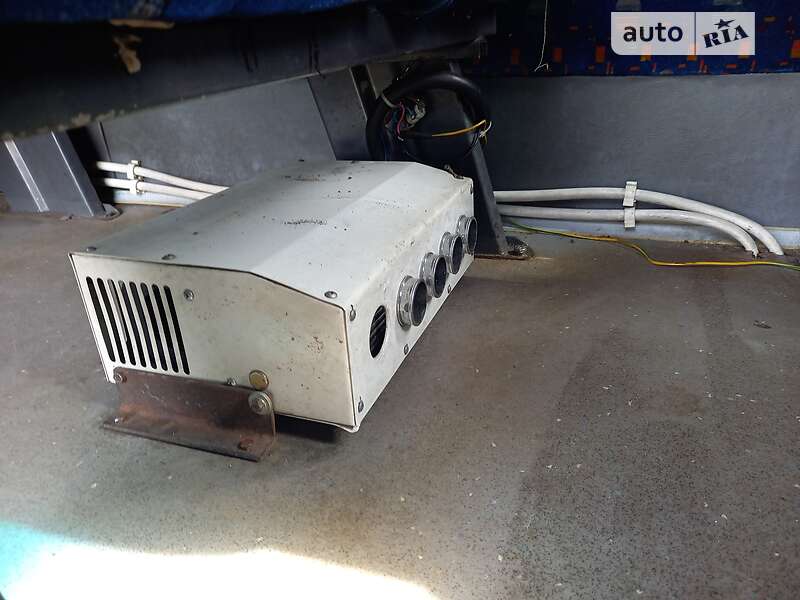 Микроавтобус Mercedes-Benz Sprinter 2005 в Черкассах фото 12 Микроавтобус Mercedes-Benz Sprinter 2005 в Черкассах