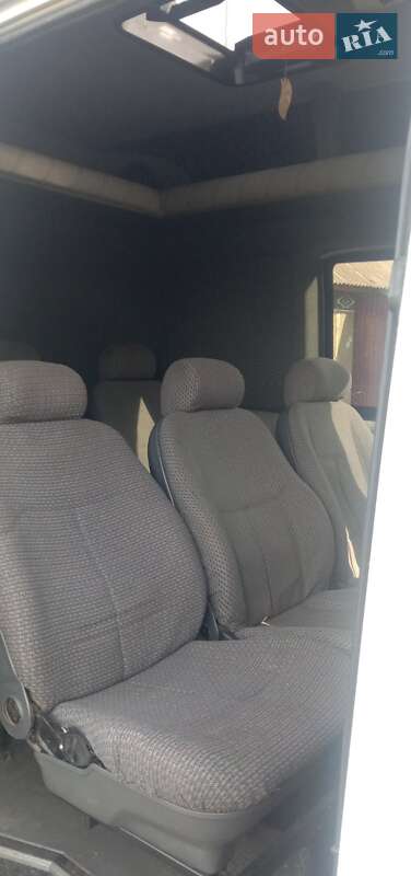 Микроавтобус Mercedes-Benz Sprinter 2002 в Киеве