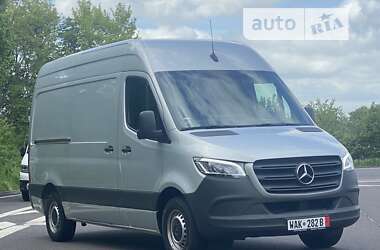 Грузовой фургон Mercedes-Benz Sprinter 2019 в 