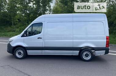 Грузовой фургон Mercedes-Benz Sprinter 2019 в 