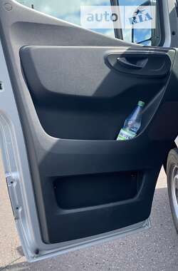Грузовой фургон Mercedes-Benz Sprinter 2019 в 