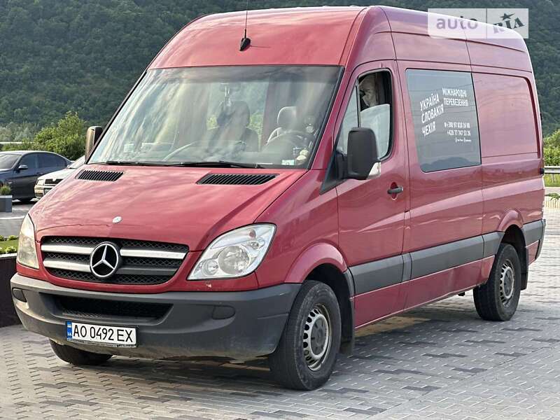 Микроавтобус Mercedes-Benz Sprinter 2011 в Иршаве