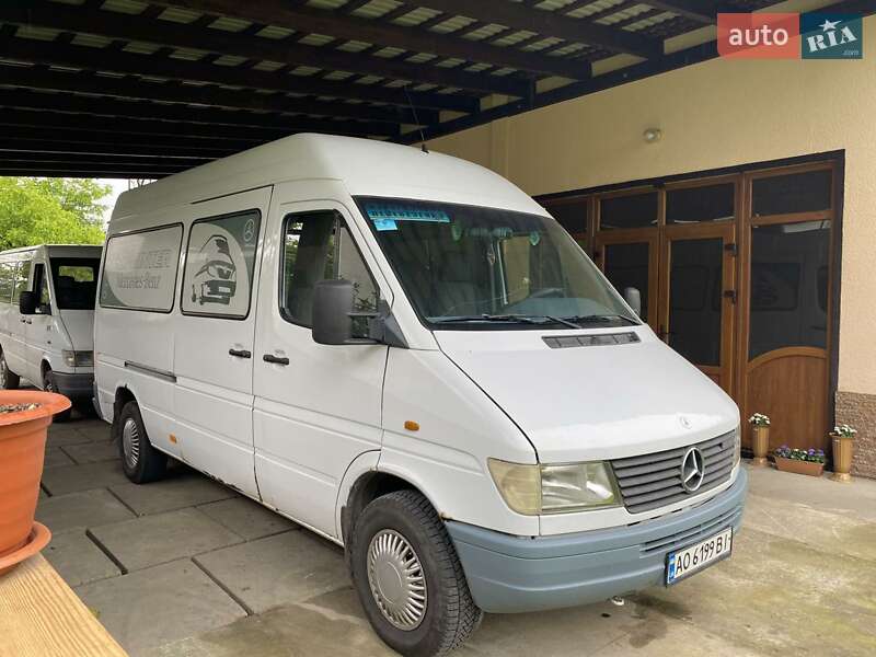 Мікроавтобус Mercedes-Benz Sprinter 1998 в Тячеві