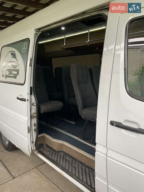 Мікроавтобус Mercedes-Benz Sprinter 1998 в Тячеві