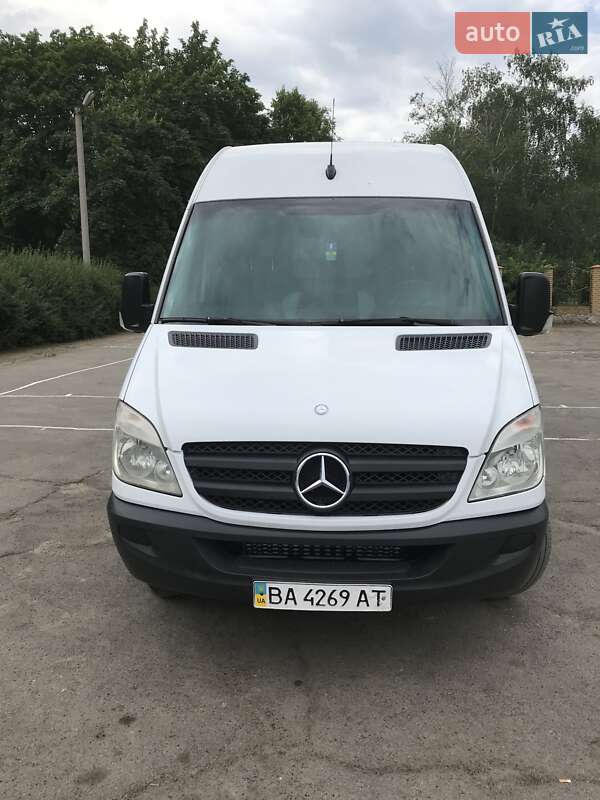 Микроавтобус Mercedes-Benz Sprinter 2007 в Бобринце