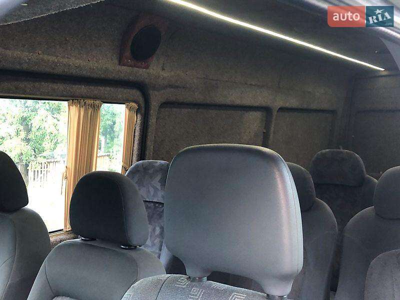 Мікроавтобус Mercedes-Benz Sprinter 2003 в Хусті