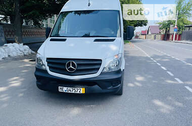 Грузовой фургон Mercedes-Benz Sprinter 2016 в 