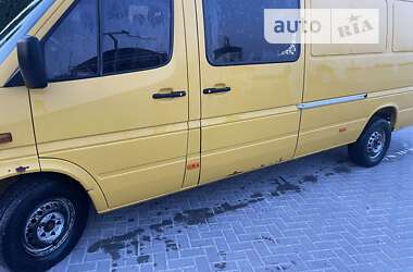 Грузопассажирский фургон Mercedes-Benz Sprinter 2005 в Кременце