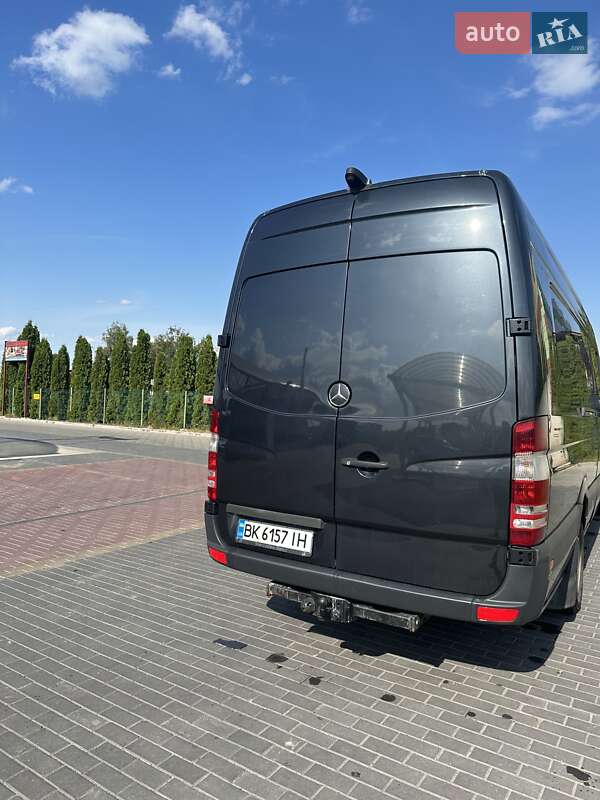 Грузовой фургон Mercedes-Benz Sprinter 2009 в Луцке