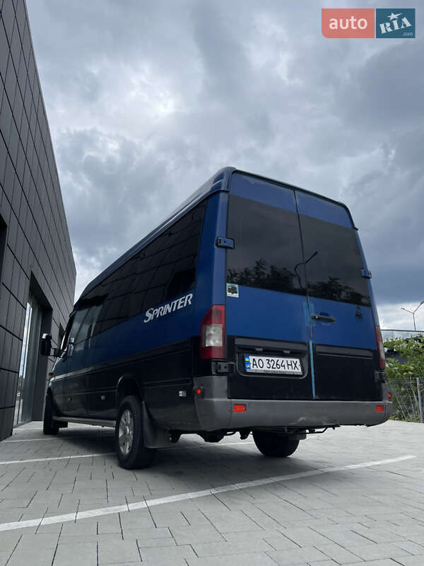 Туристический / Междугородний автобус Mercedes-Benz Sprinter 2005 в Тячеве