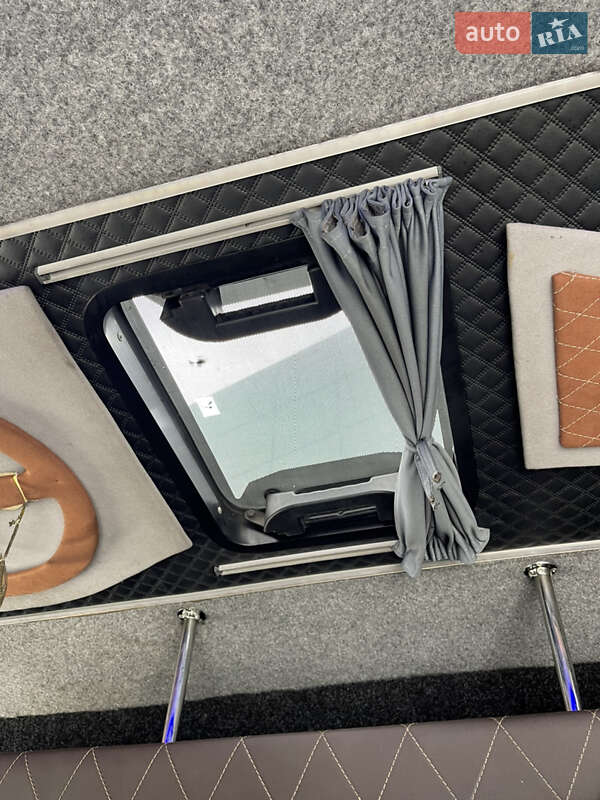 Туристический / Междугородний автобус Mercedes-Benz Sprinter 2005 в Тячеве