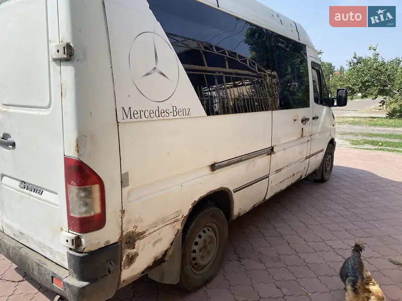 Mercedes-Benz Sprinter 2000