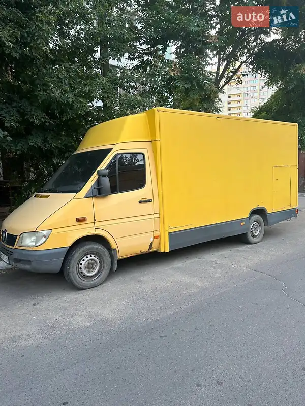 Mercedes-Benz Sprinter