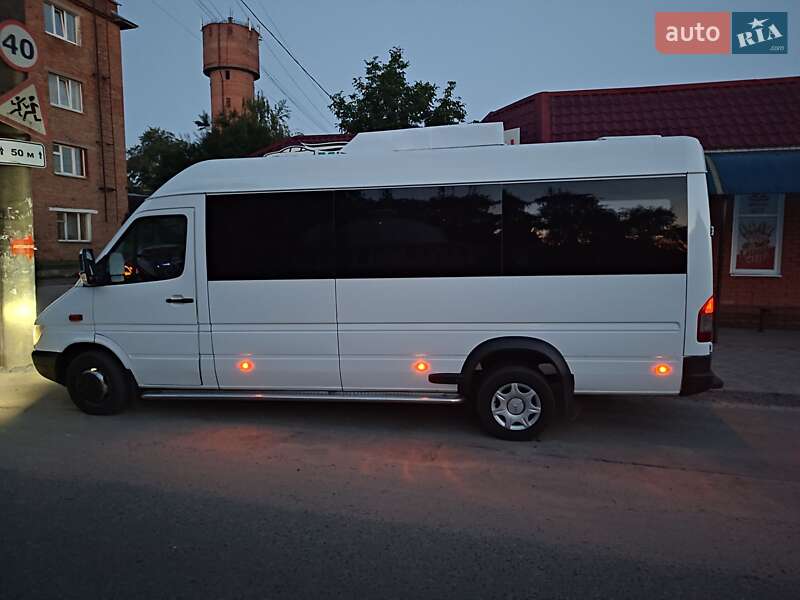 Микроавтобус Mercedes-Benz Sprinter 2001 в Ахтырке