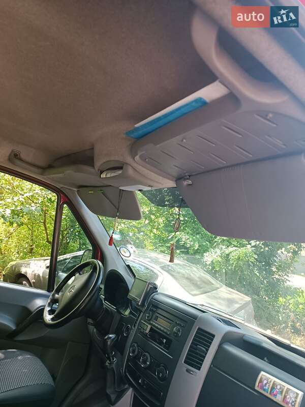 Вантажопасажирський фургон Mercedes-Benz Sprinter 2007 в Кривому Розі фото 5 Вантажопасажирський фургон Mercedes-Benz Sprinter 2007 в Кривому Розі