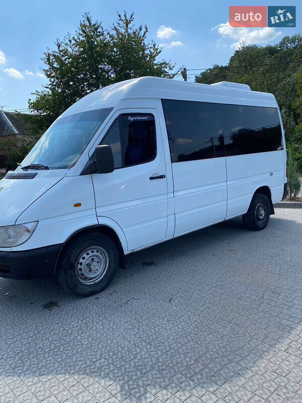 Пригородный автобус Mercedes-Benz Sprinter 2002 в Полтаве фото 7 Пригородный автобус Mercedes-Benz Sprinter 2002 в Полтаве