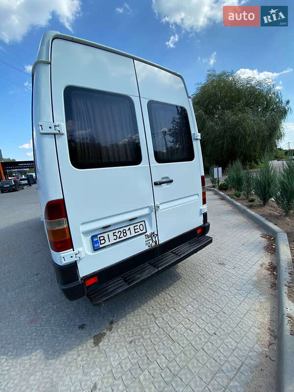 Пригородный автобус Mercedes-Benz Sprinter 2002 в Полтаве фото 5 Пригородный автобус Mercedes-Benz Sprinter 2002 в Полтаве