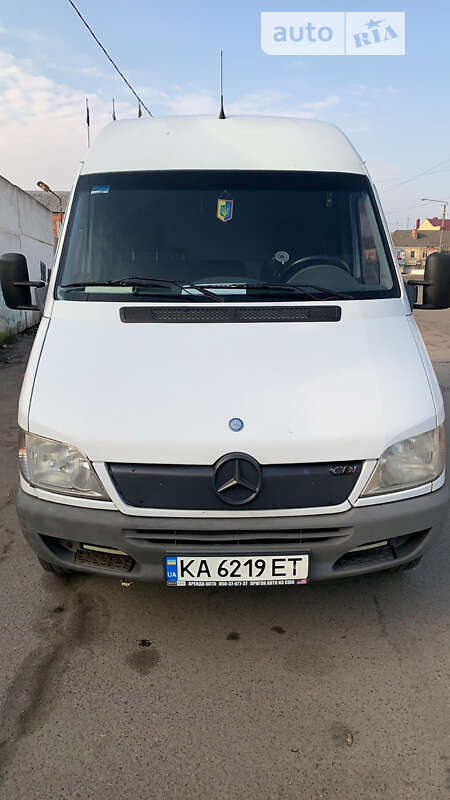 Mercedes-Benz Sprinter 2004