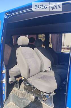 Микроавтобус Mercedes-Benz Sprinter 2005 в 