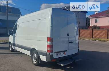 Грузовой фургон Mercedes-Benz Sprinter 2017 в 