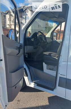 Грузовой фургон Mercedes-Benz Sprinter 2017 в 