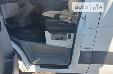 Грузовой фургон Mercedes-Benz Sprinter 2017 в 